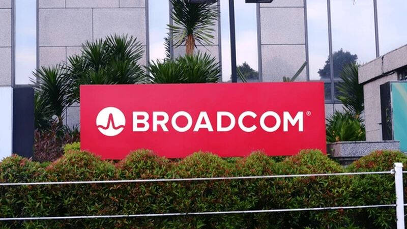 OpenAI вела переговоры с Broadcom о разработке ИИ-ускорителя